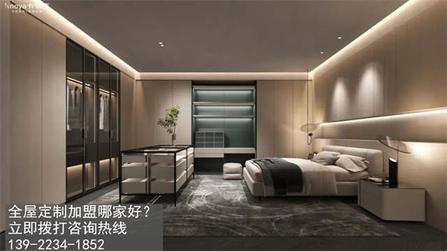 成品衣柜和定制衣柜哪個(gè)更好？成品衣柜和定制衣柜區(qū)別